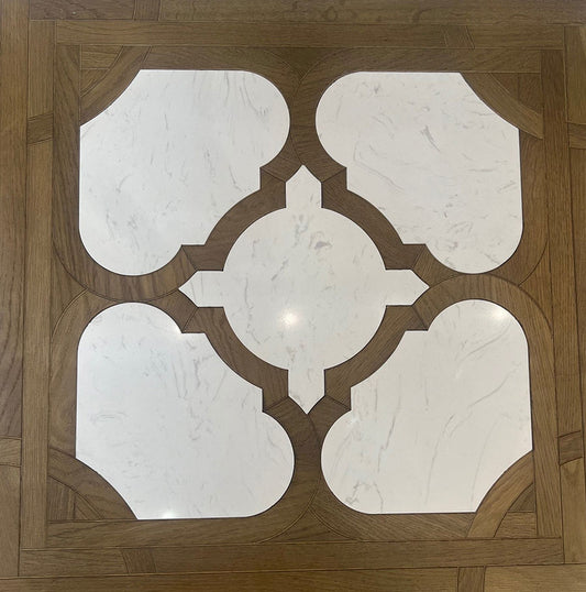 Dalle marqueterie composée de chêne fumé PR bis et de marbre blanc. Motif Premium style parquet Versailles ambiance française